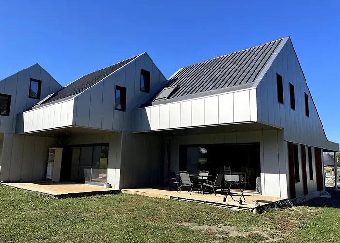 בית נופש Le Sailhet, Maison De פיירפיט-נסטאלה