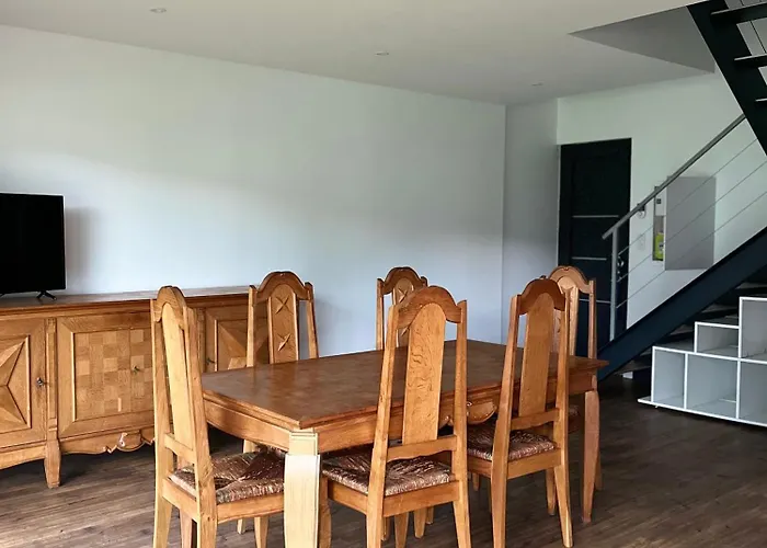 Le Sailhet, Maison De בית נופש פיירפיט-נסטאלה